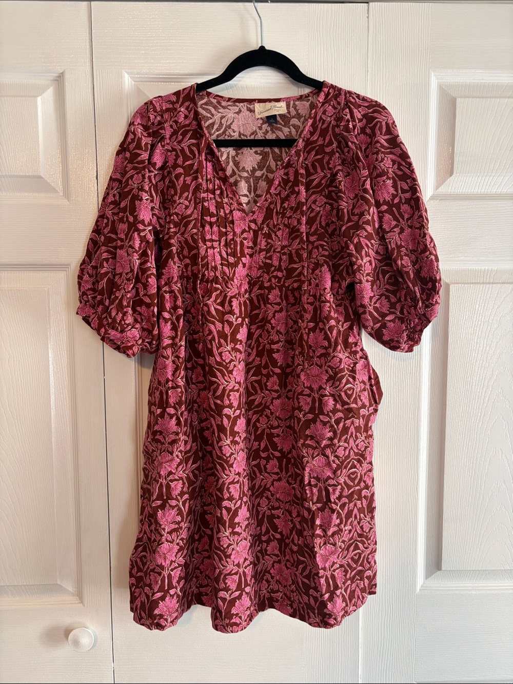 Target Universal Thread Puff sleeve dress floral block print Small Pink burgundy